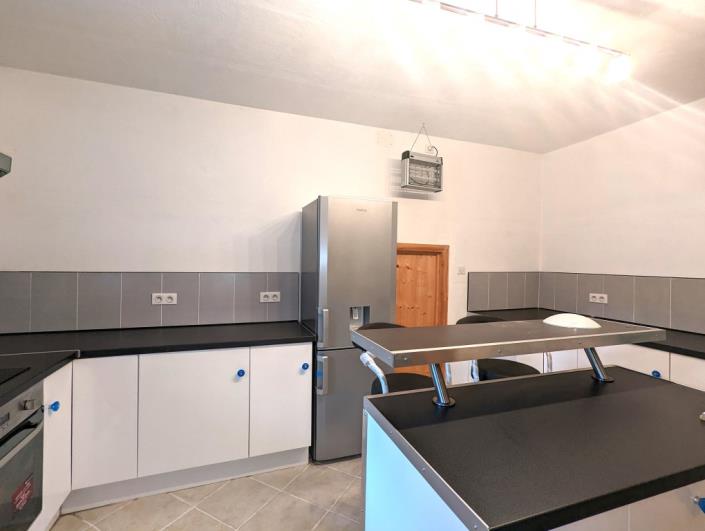 Image No.16-2 Bed House for sale