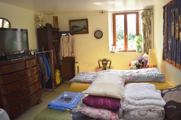 Image No.11-3 Bed House for sale