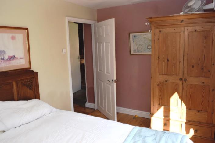 Image No.8-2 Bed House for sale