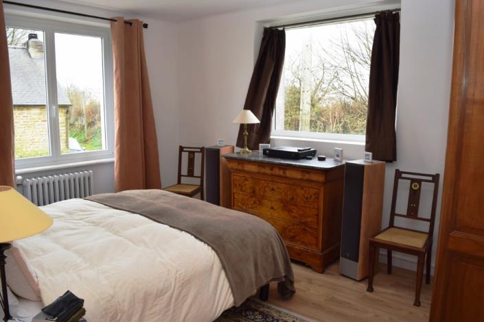 Image No.7-5 Bed House for sale