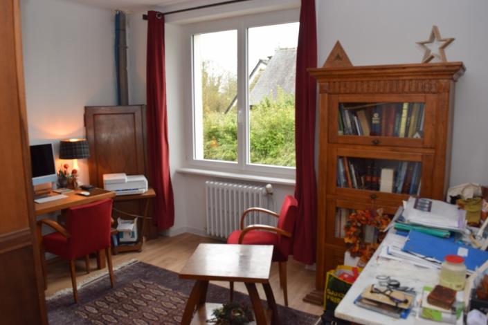 Image No.9-5 Bed House for sale