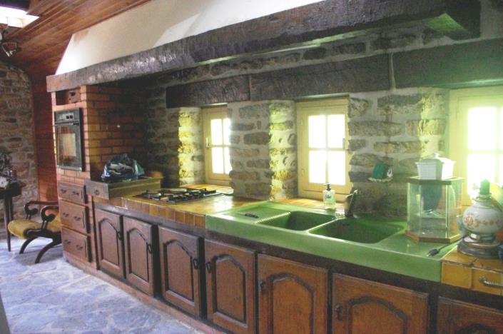 Image No.17-3 Bed House for sale