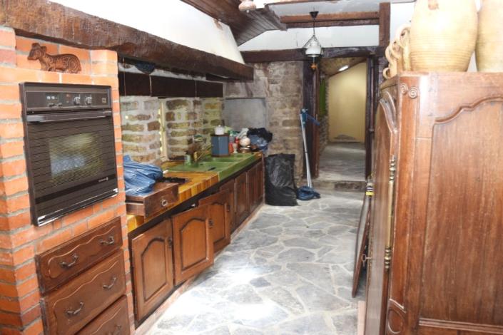 Image No.18-3 Bed House for sale