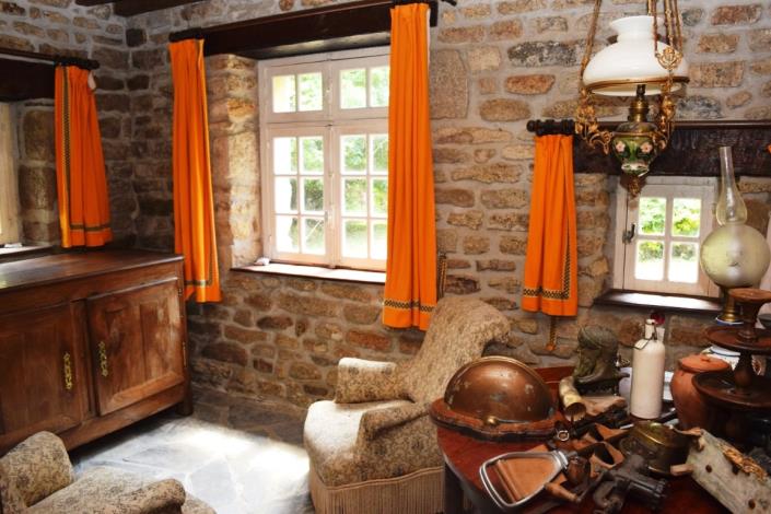 Image No.19-3 Bed House for sale