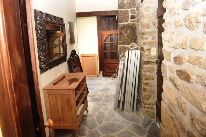 Image No.20-3 Bed House for sale