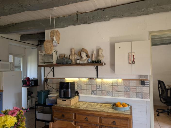 Image No.6-2 Bed House for sale