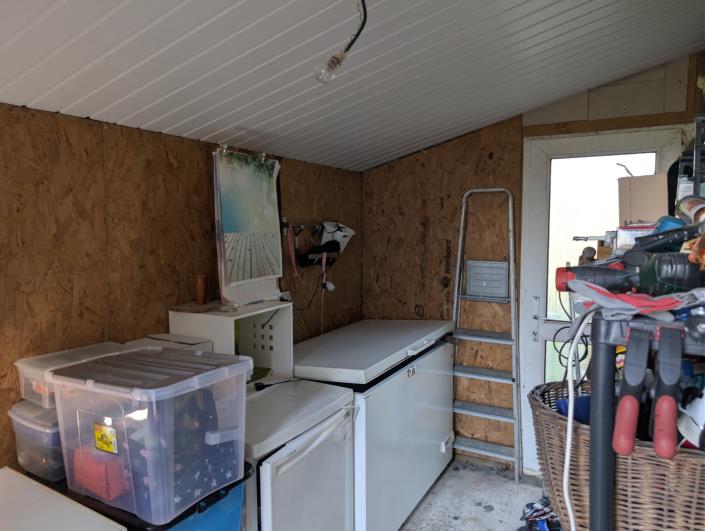 Image No.9-2 Bed House for sale