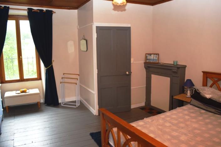 Image No.15-3 Bed House for sale