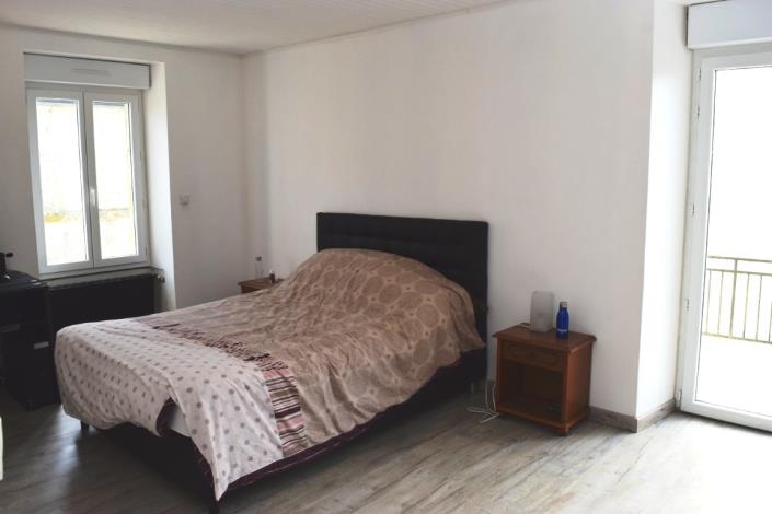 Image No.5-2 Bed House for sale