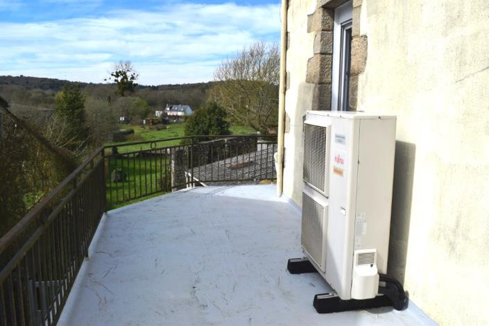 Image No.6-2 Bed House for sale