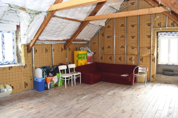 Image No.10-2 Bed House for sale