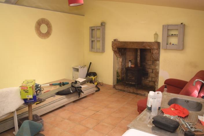 Image No.13-2 Bed House for sale