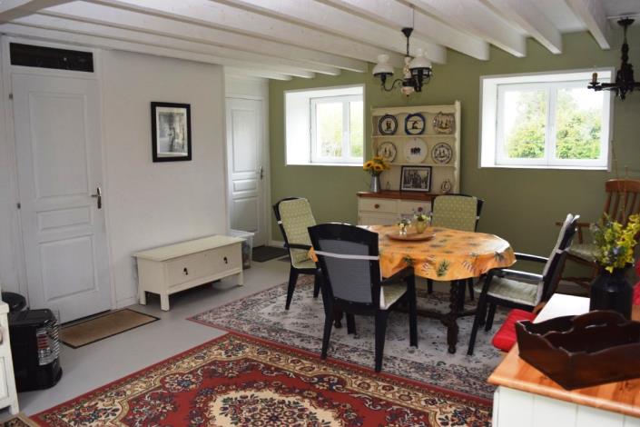 Image No.6-2 Bed House for sale