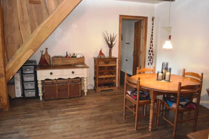 Image No.6-Maison de 2 chambres à vendre à Perret