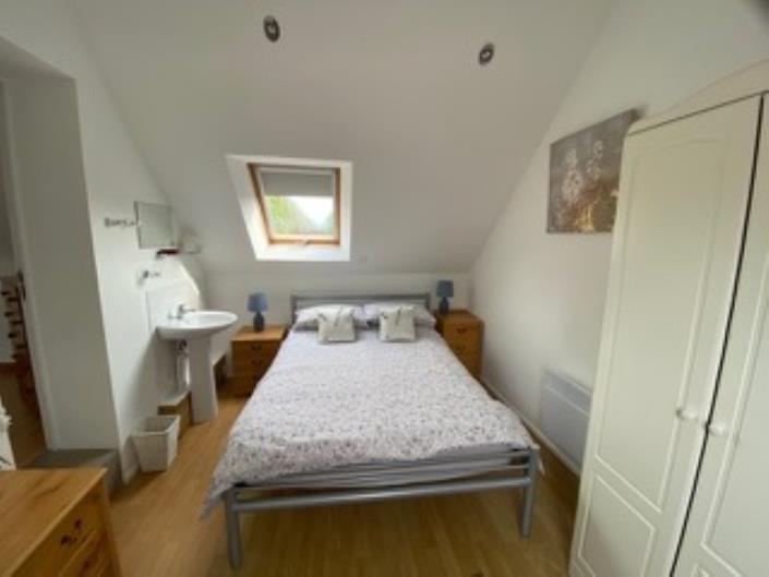 Image No.10-4 Bed House for sale