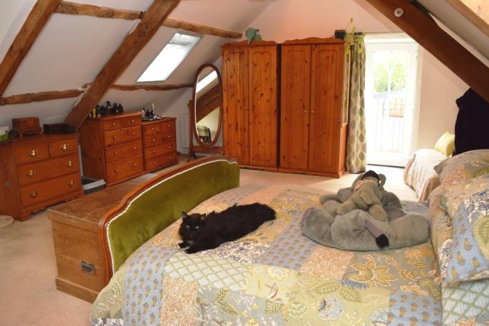 Image No.22-3 Bed House for sale