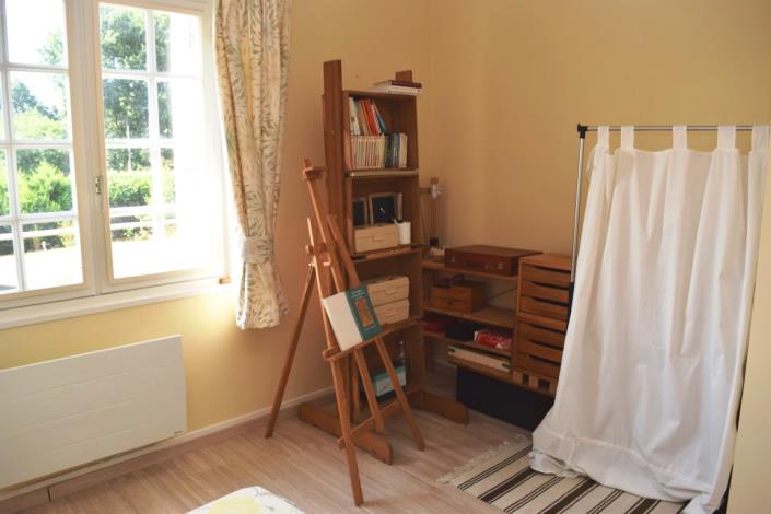 Image No.11-3 Bed House for sale
