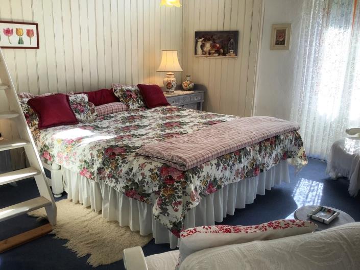 Image No.8-4 Bed House for sale