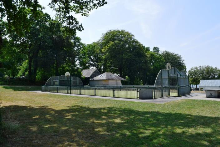 Image No.32-2 Bed Bungalow for sale