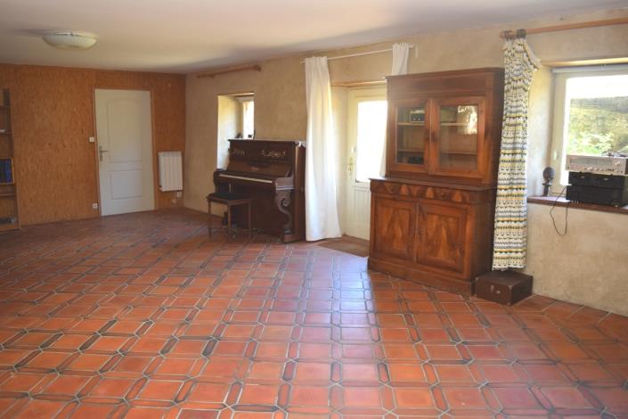 Image No.10-5 Bed House for sale