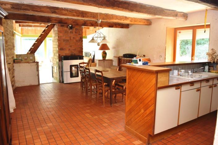 Image No.12-5 Bed House for sale