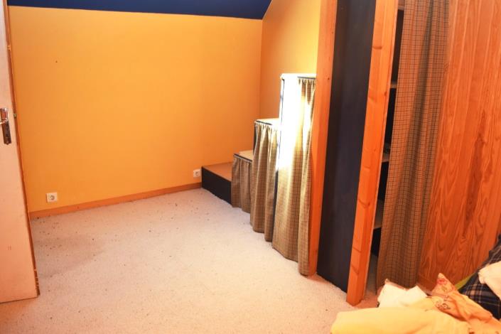Image No.27-5 Bed House for sale