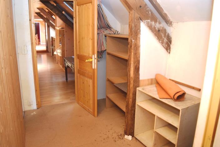 Image No.29-5 Bed House for sale