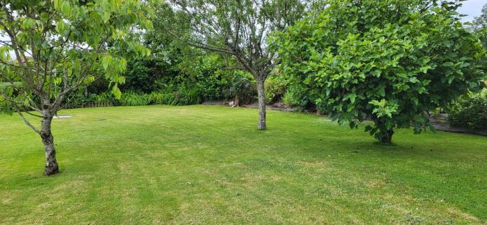 Image No.2-5 Bed House for sale