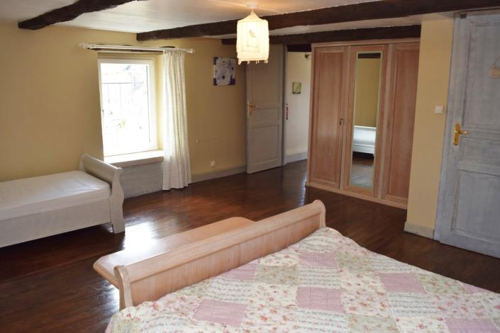 Image No.13-5 Bed House for sale