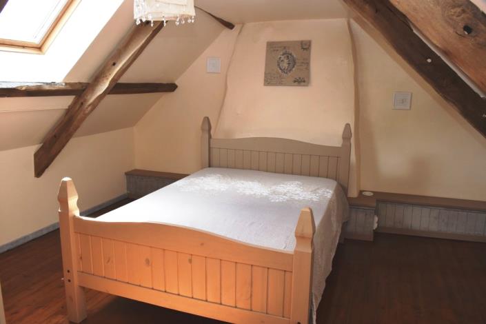 Image No.18-5 Bed House for sale