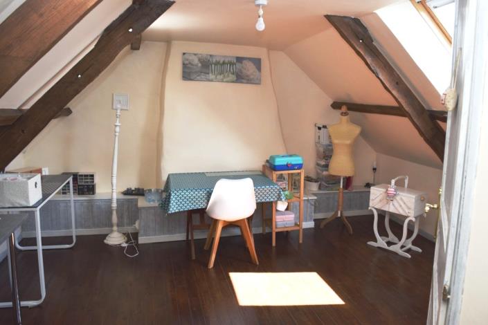 Image No.20-5 Bed House for sale