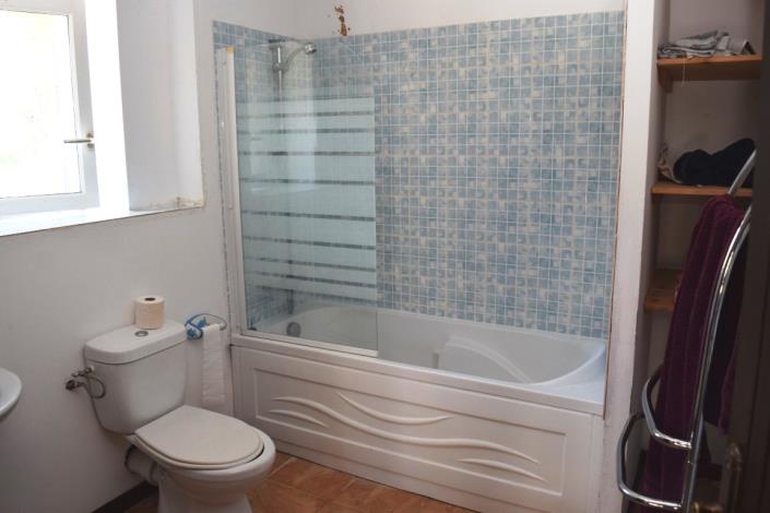Image No.23-4 Bed House for sale