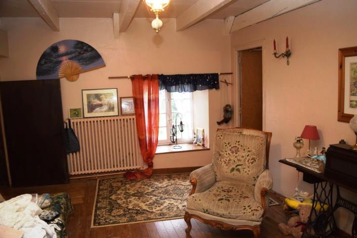Image No.19-4 Bed House for sale