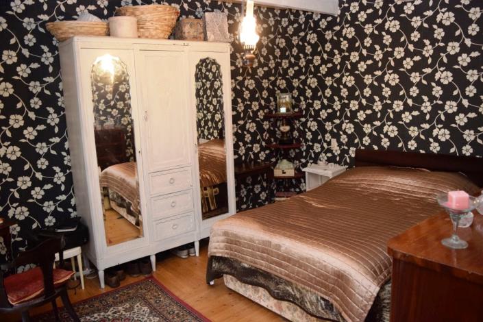 Image No.20-4 Bed House for sale