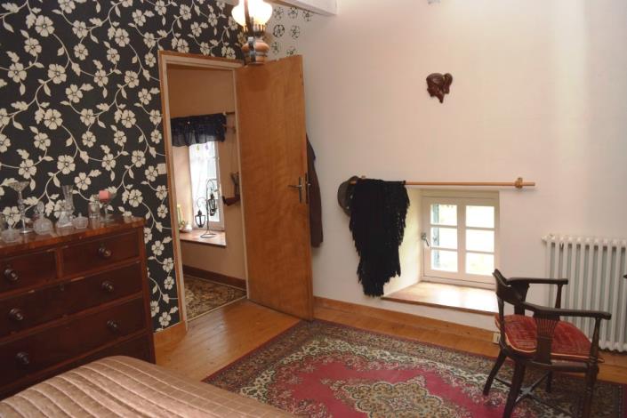 Image No.21-4 Bed House for sale