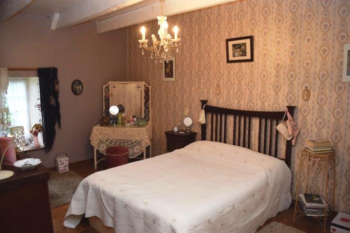 Image No.22-4 Bed House for sale