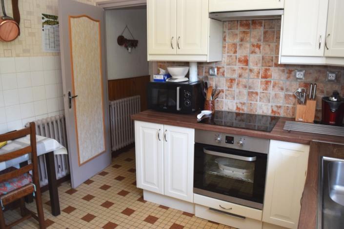 Image No.7-4 Bed House for sale