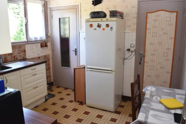 Image No.8-4 Bed House for sale