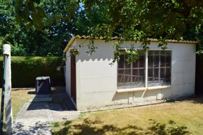 Image No.18-4 Bed House for sale