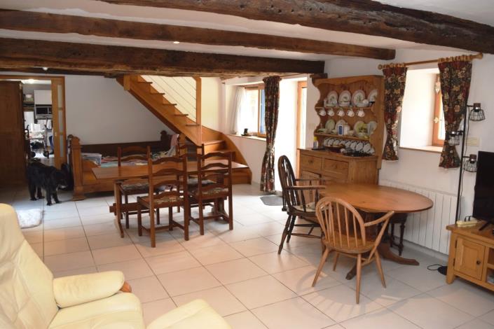 Image No.5-2 Bed House for sale