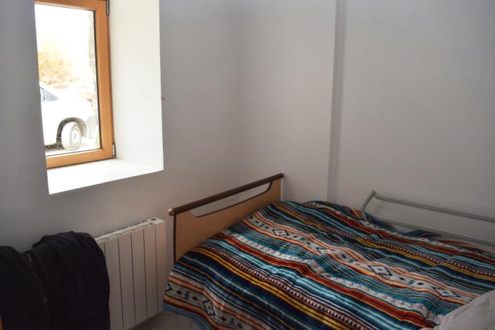 Image No.18-2 Bed House for sale