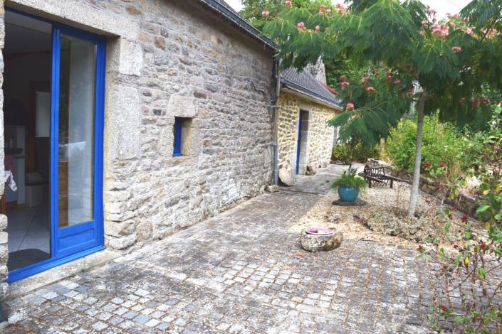 Image No.19-2 Bed House for sale