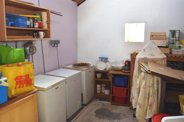 Image No.23-2 Bed House for sale
