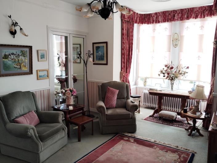 Image No.10-3 Bed House for sale
