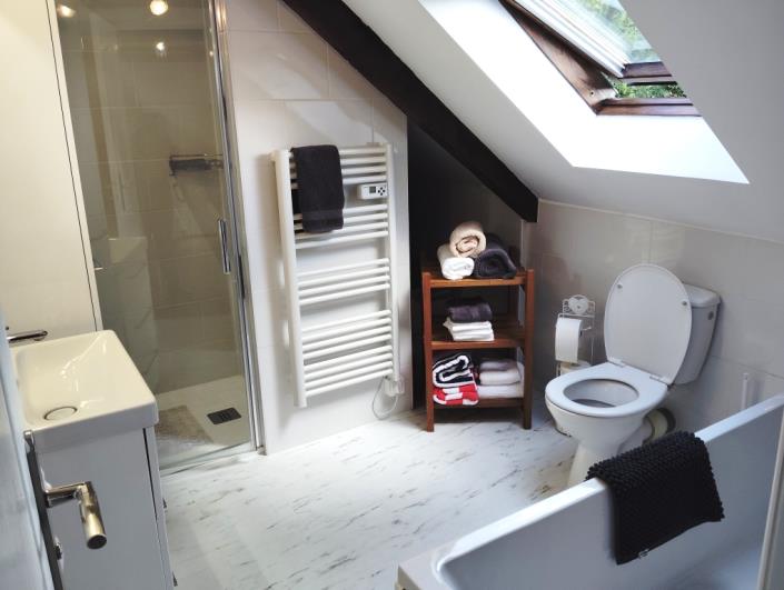 Image No.16-2 Bed House for sale