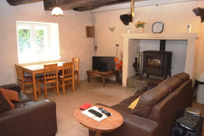 Image No.4-2 Bed Semi-Detached for sale