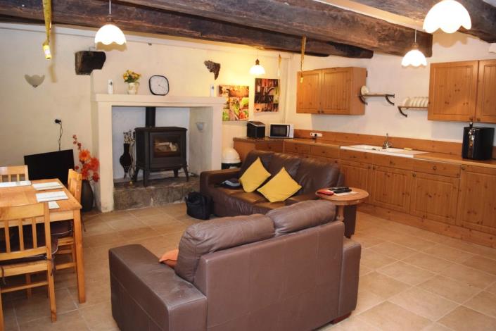 Image No.5-2 Bed Semi-Detached for sale