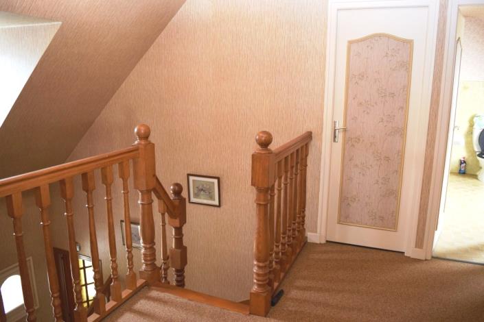 Image No.17-4 Bed House for sale