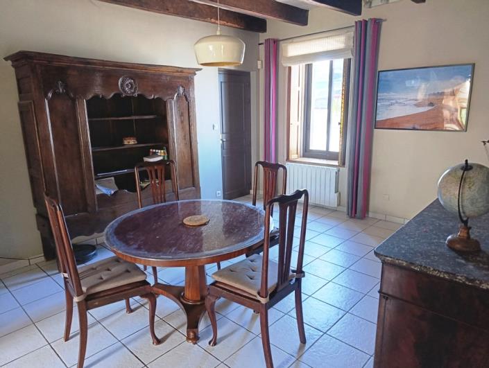 Image No.13-7 Bed House for sale