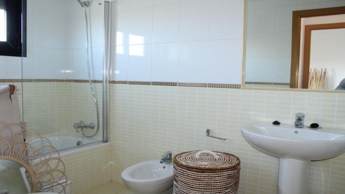 Image No.8-1 Bed Villa for sale